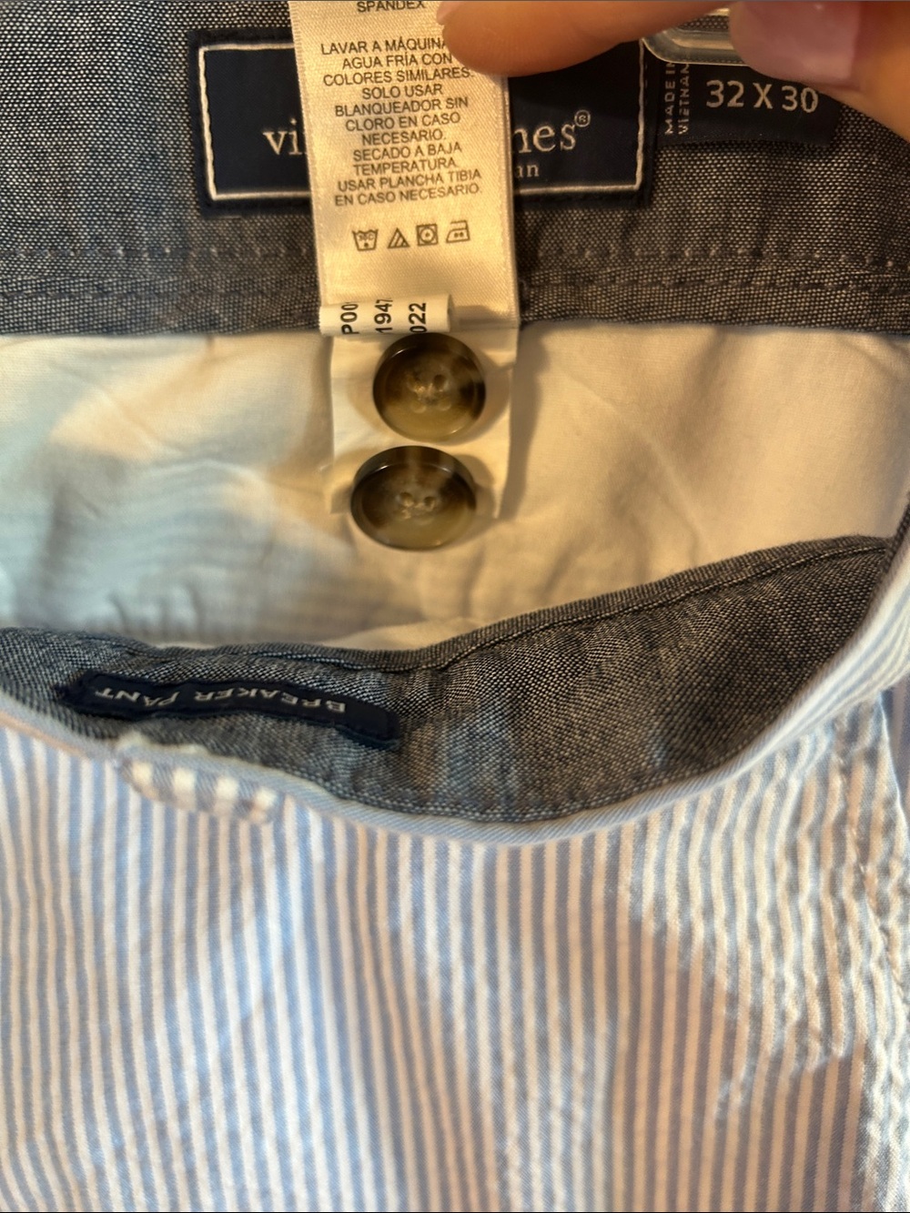 Vineyard Vines Blue and White Seersucker Chinos 32x30 - Picture 4 of 9